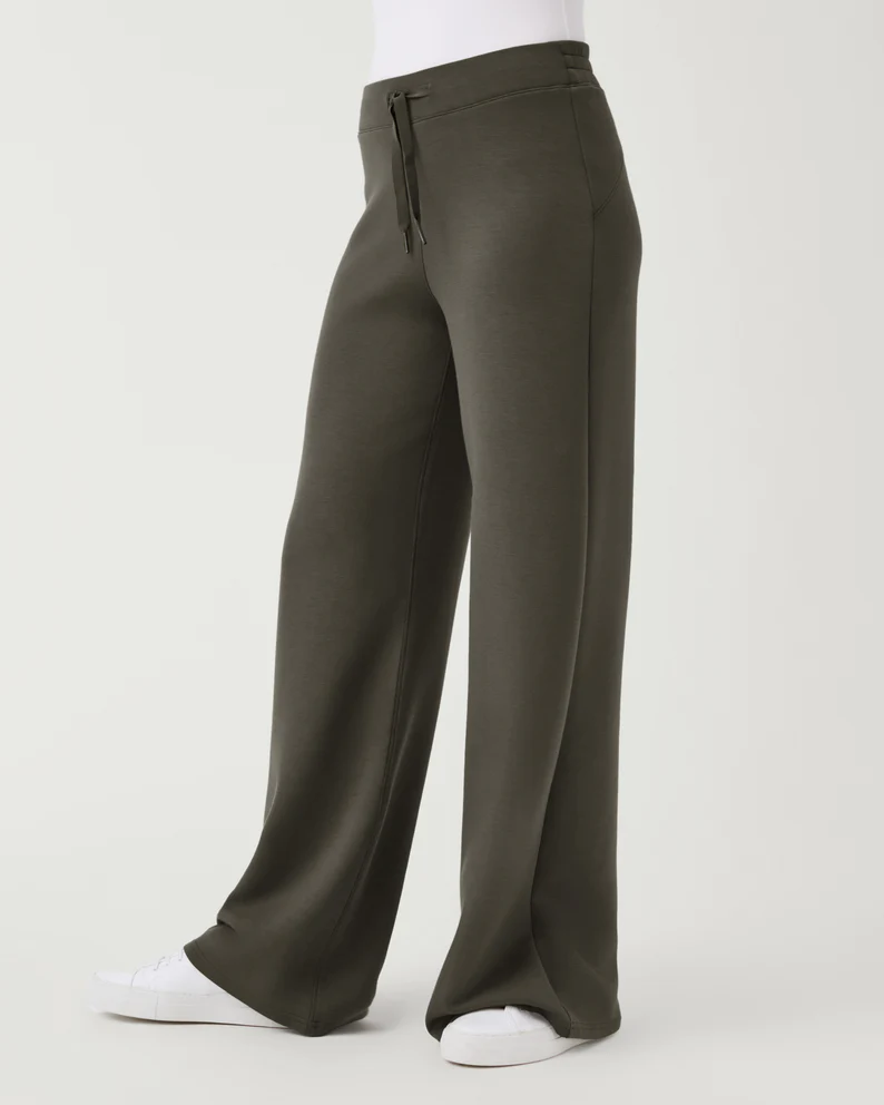 Spanx Air Essentials Tapered Pant Very Black