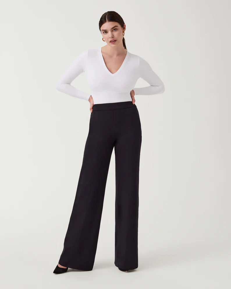 Spanx Women's SPANXsupersmooth PerfectFit Ponte Wide Leg Pants in Black Size 1X Spanx Women's SPANXsupersmooth PerfectFit Ponte Wide Leg Pants in Black Size 1X