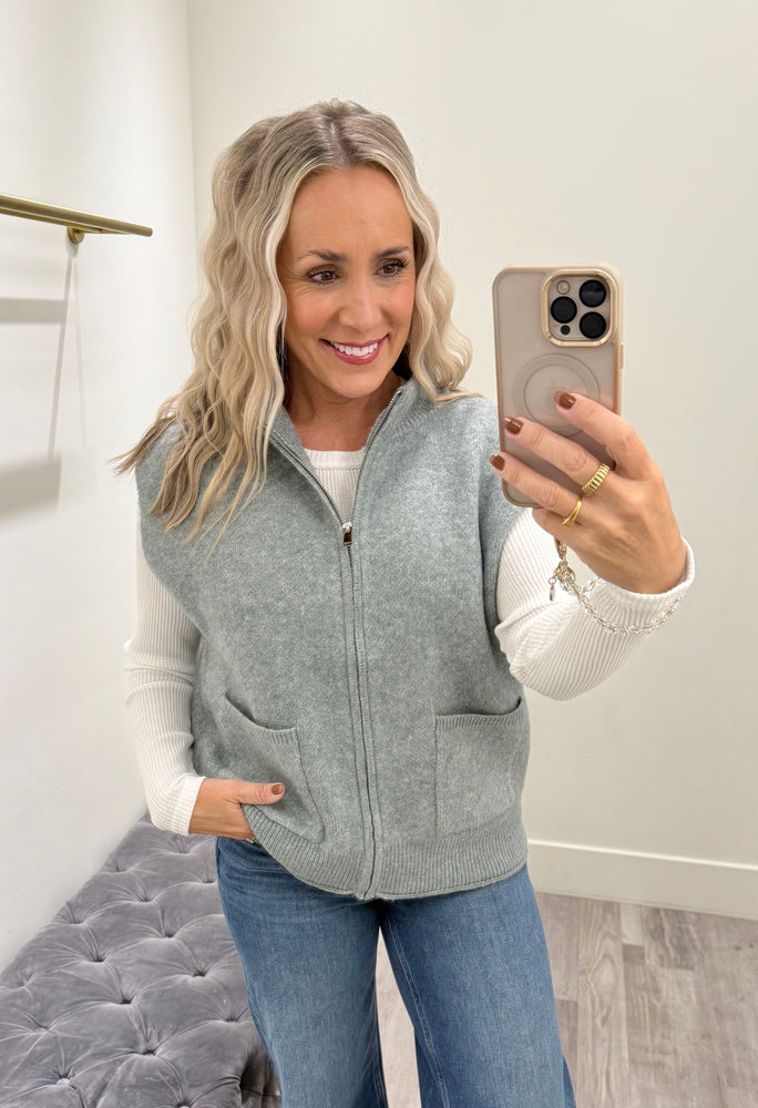 Mock Neck Sweater Vest Light Jade