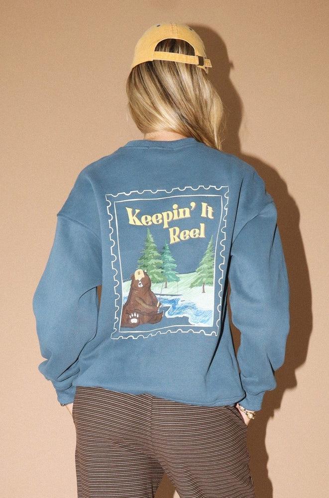 Keepin' It Reel Sweatshirt Vintage Navy