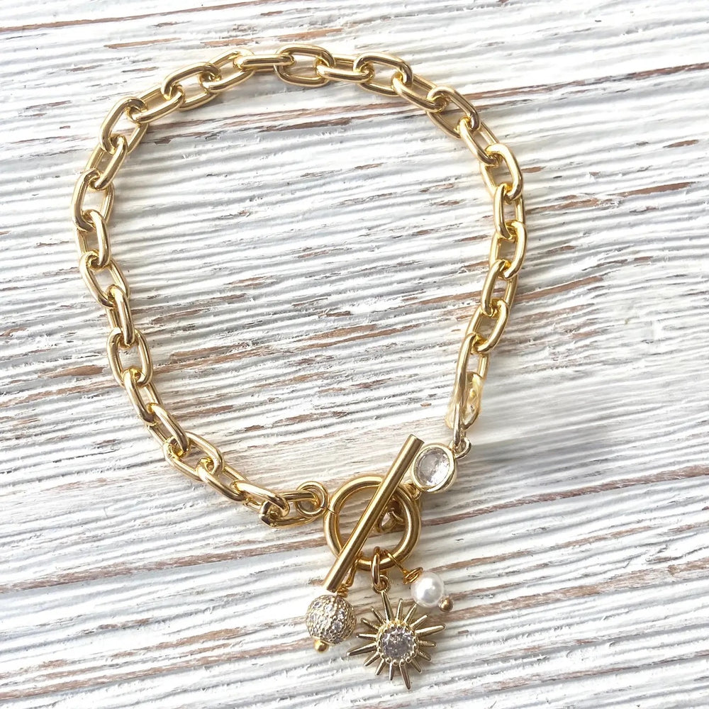 Chunky Chain Charm Toggle Bracelet