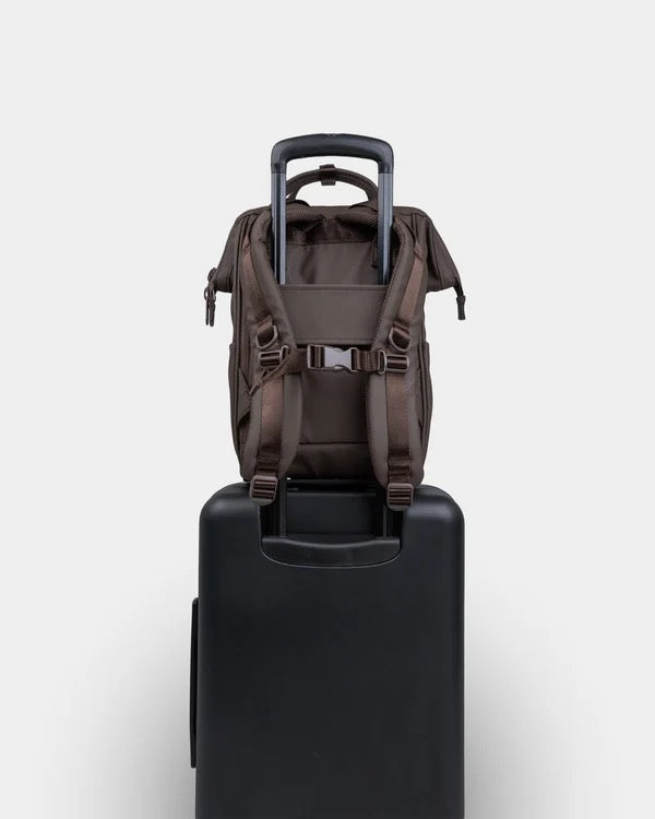 Cascade Backpack - Compact - Chocolate