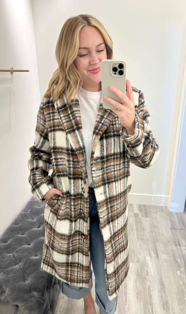 Sellwood Plaid Coat White/Brown/Black