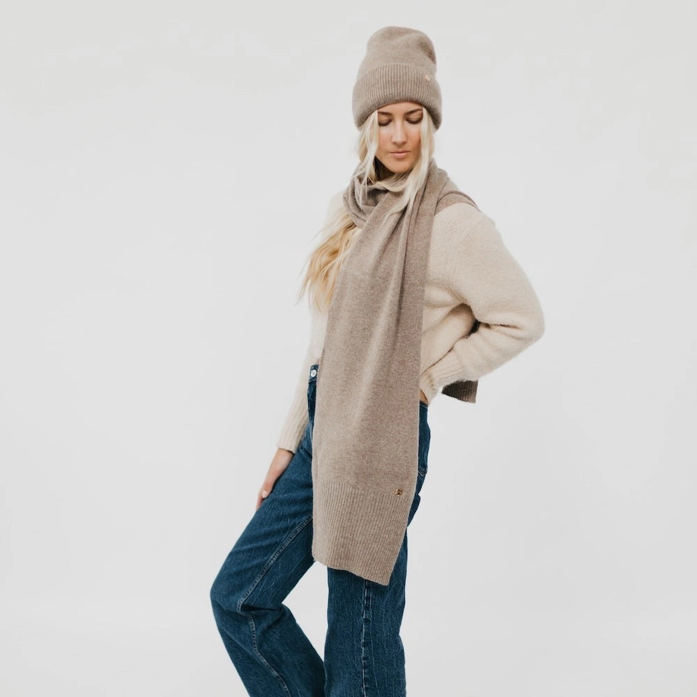 Cassidy Cashmere Wrap & Beanie Duo Mocha
