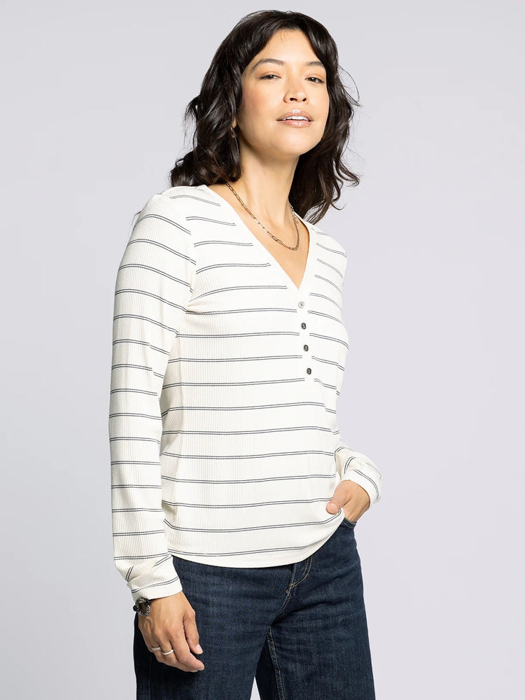 Solara Top Off White / Navy