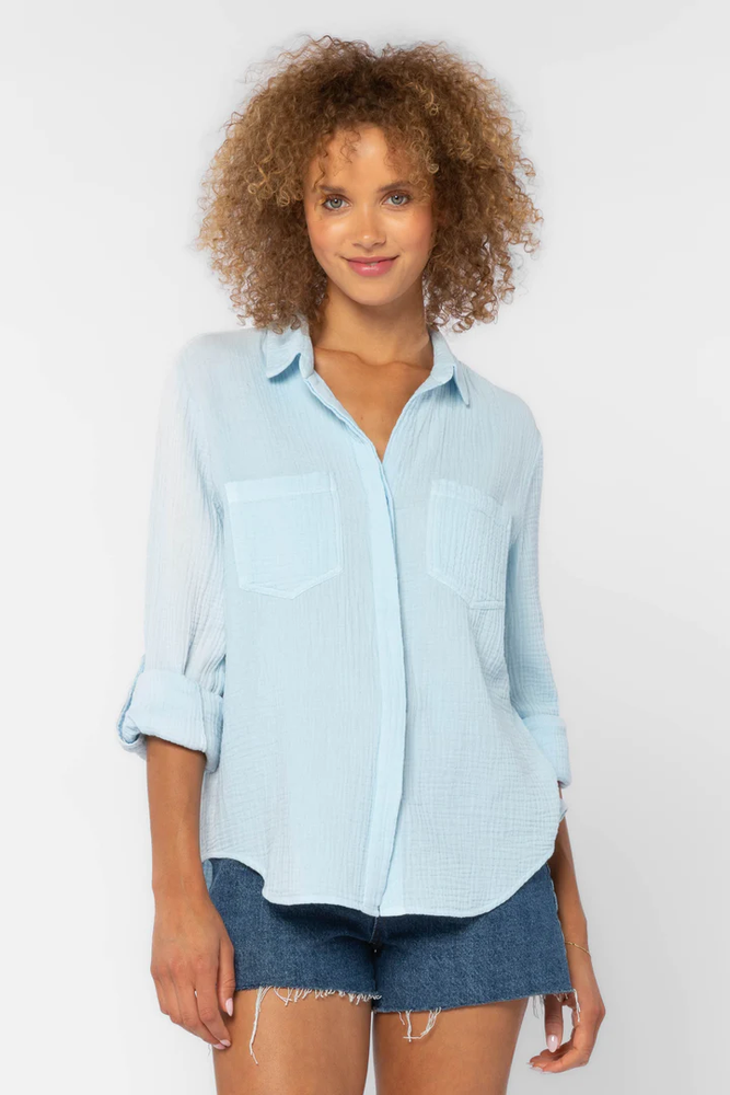 
            
                Load image into Gallery viewer, Riley Roll Tab Sleeve Top Baby Blue
            
        