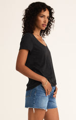 Anywhere Scoop Tee Black