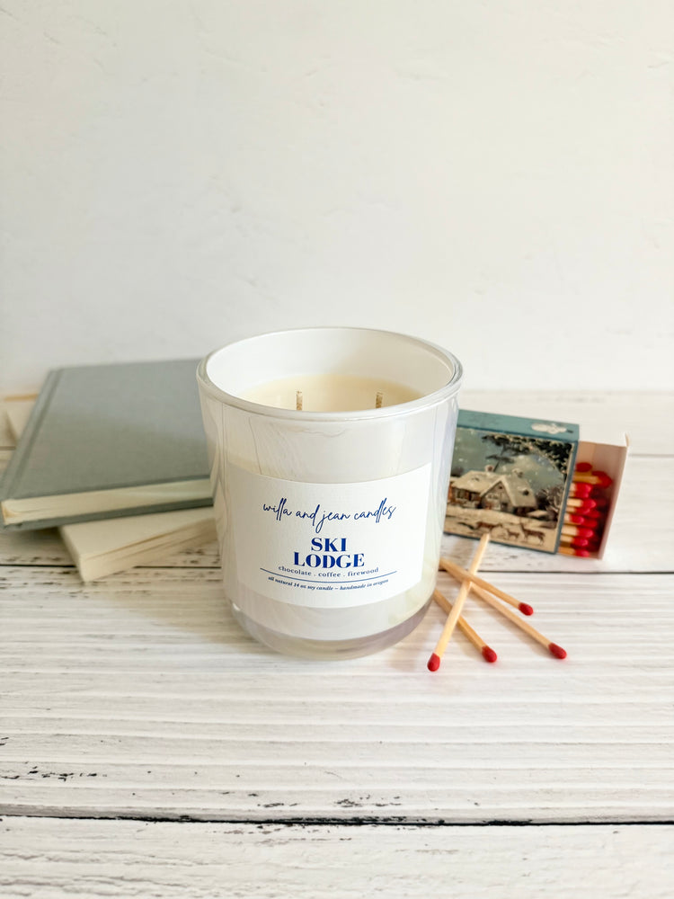 Ski Lodge Soy Wax Candle w/ Lid 14oz