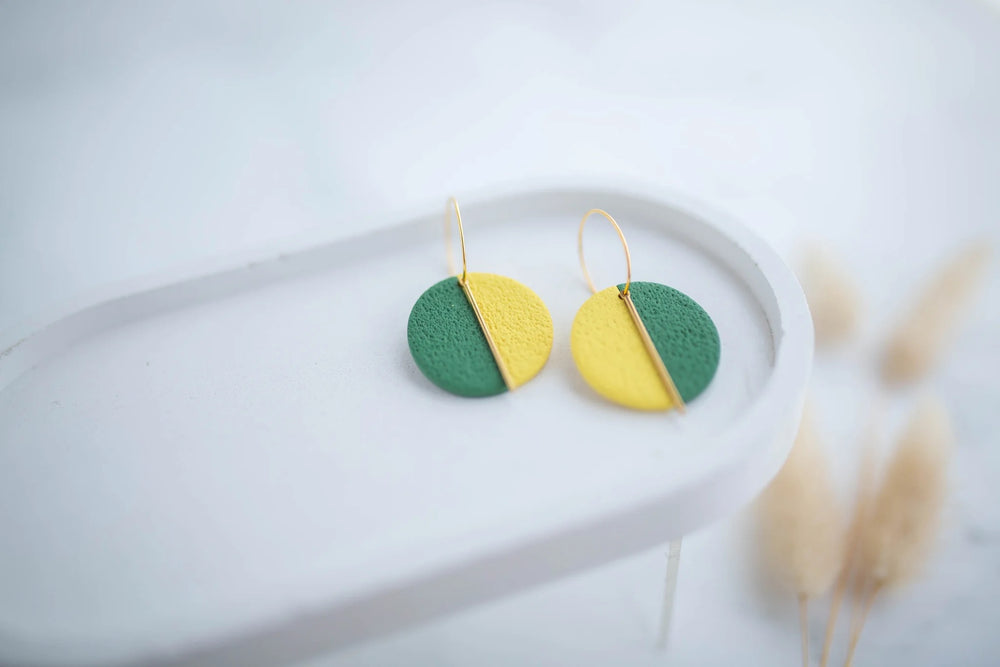 Simple Circle Half n Half - UO