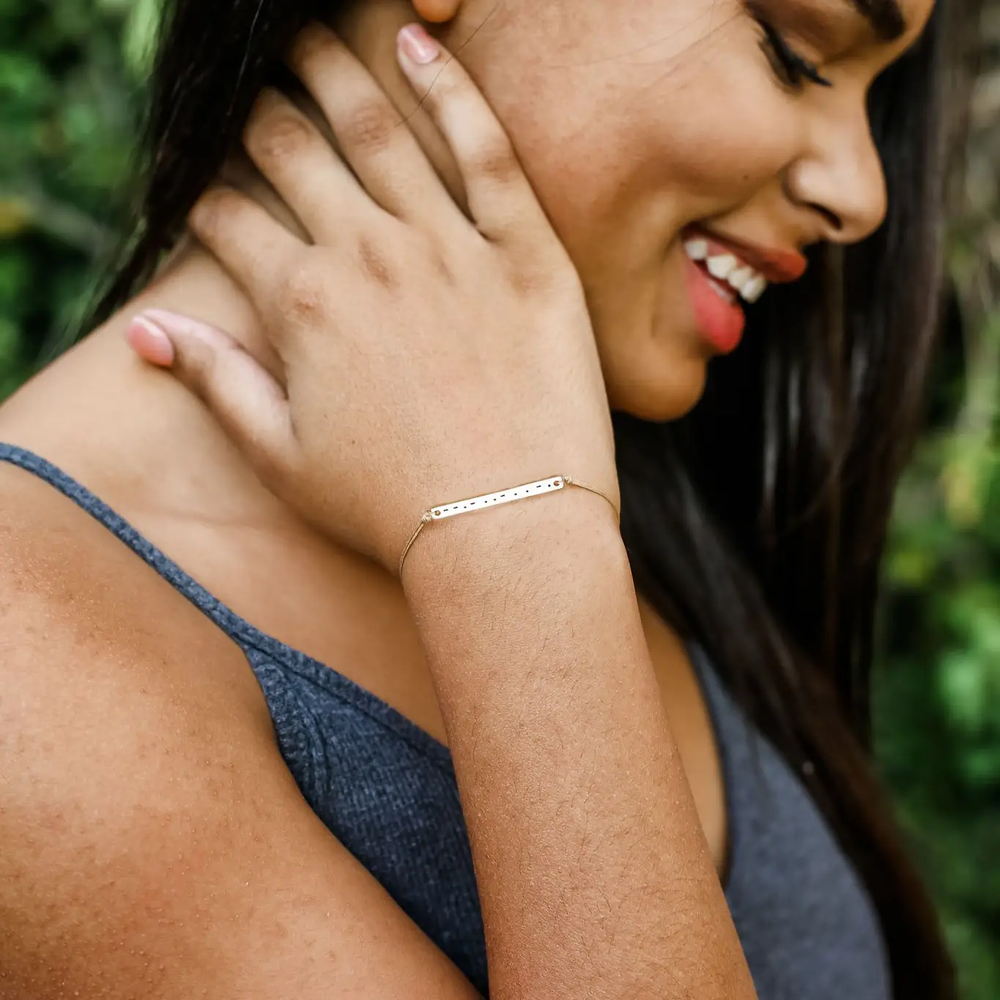 Morse Code Bar Bracelet - Queen