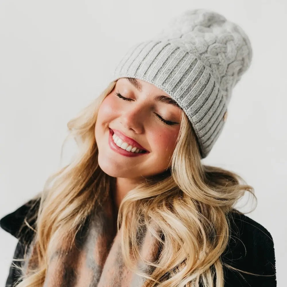 Satin-Lined Cashmere Beanie Light Gray