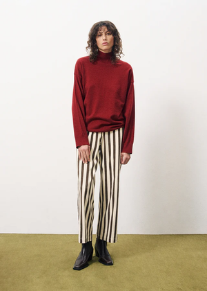 Noir Turtleneck Sweater Bordeaux