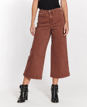 
            
                Load image into Gallery viewer, High Rise Wide Leg Cropped Pant Mocha
            
        