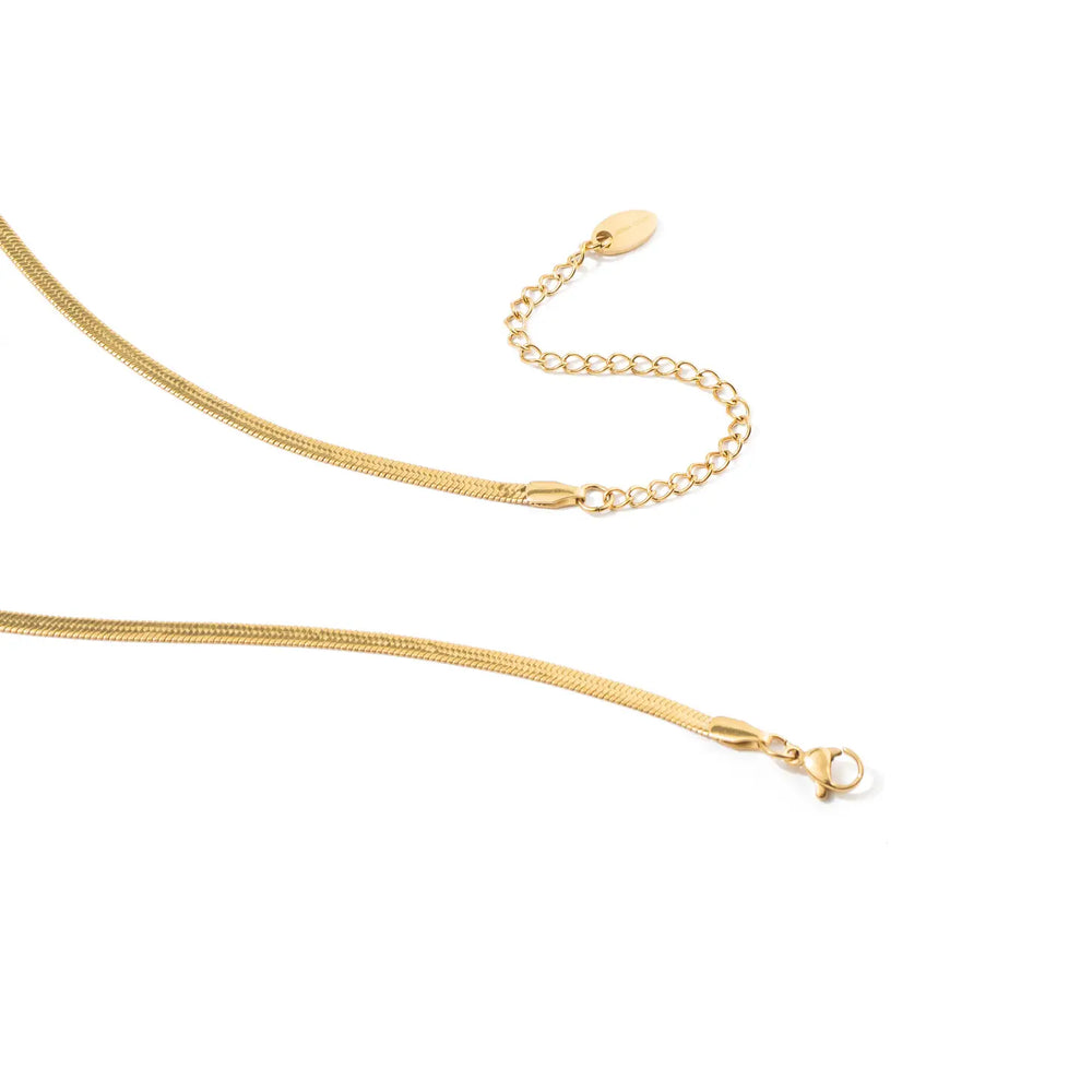 
            
                Load image into Gallery viewer, Dainty Snake Necklace 3mm
            
        