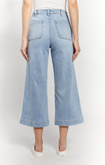 High Rise Wide Leg Cropped Jean Cleo Med/Light