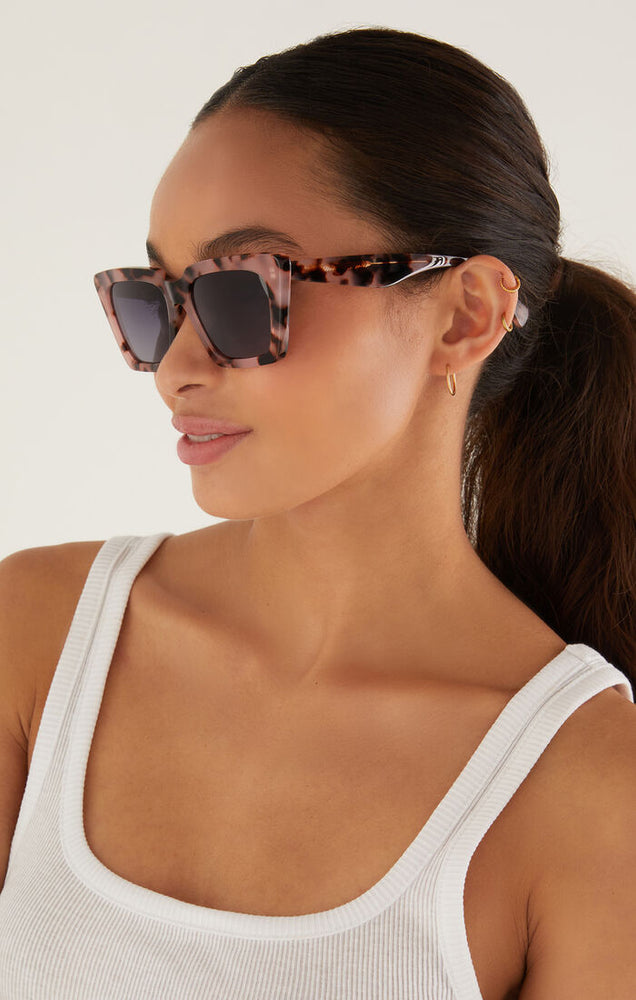 
            
                Load image into Gallery viewer, Z Supply Sunglasses - Feel Good
            
        