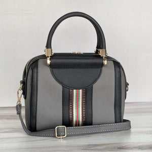 
            
                Load image into Gallery viewer, Sally Shoulder Bag Vegan Leather Gray
            
        